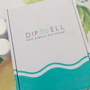 Powder dip nail kit by Dipwell